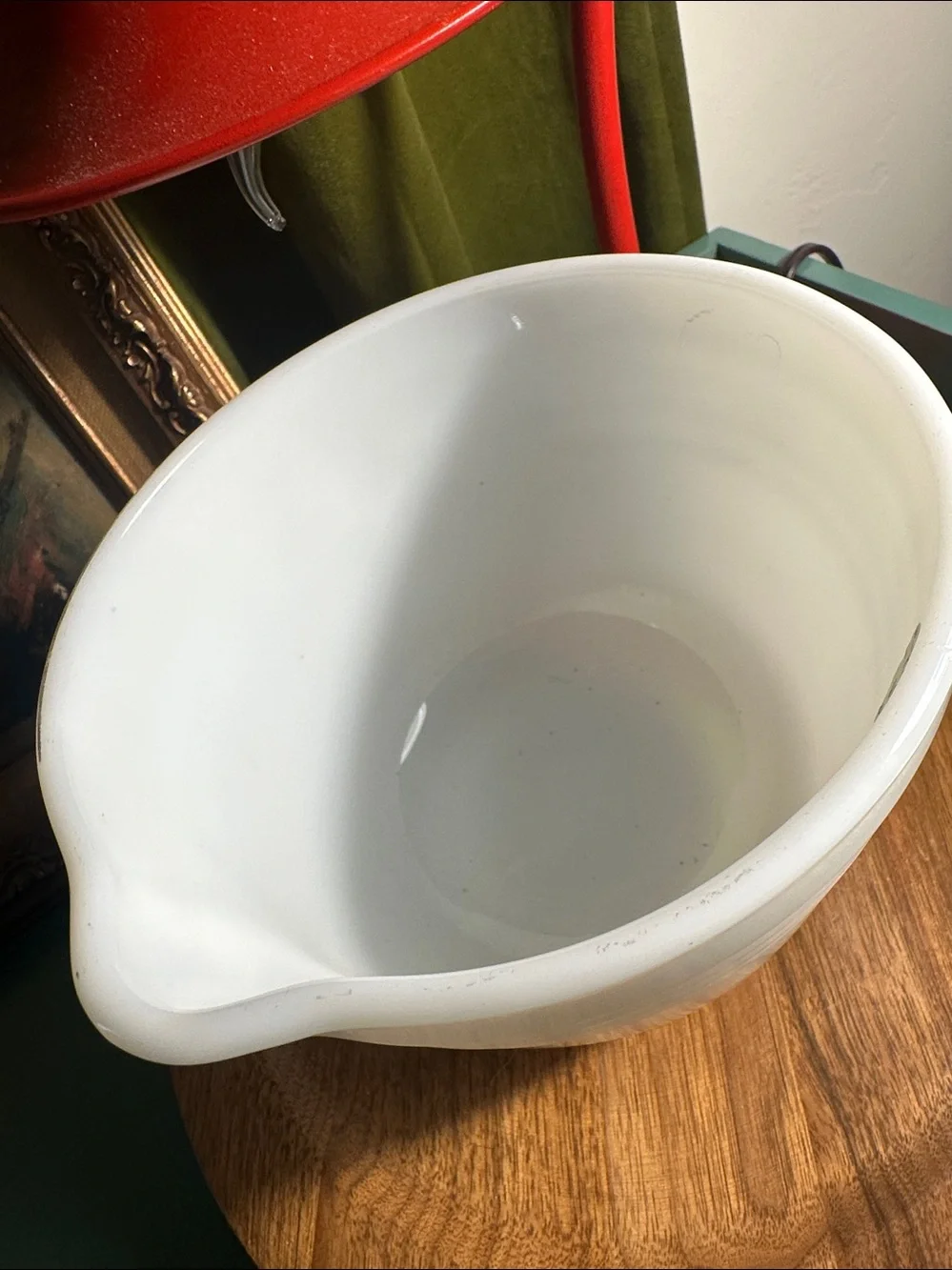 N/A milk glass